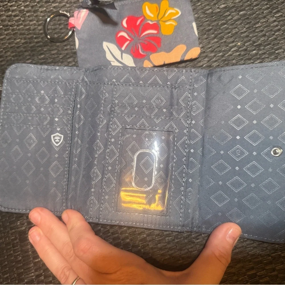 Vera Bradley Gray Floral Quilted Wallet and ID Holder - Picture 8 of 8
